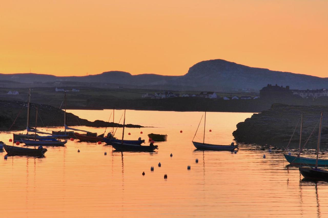 Clydfan Apartamento Holyhead Quarto foto