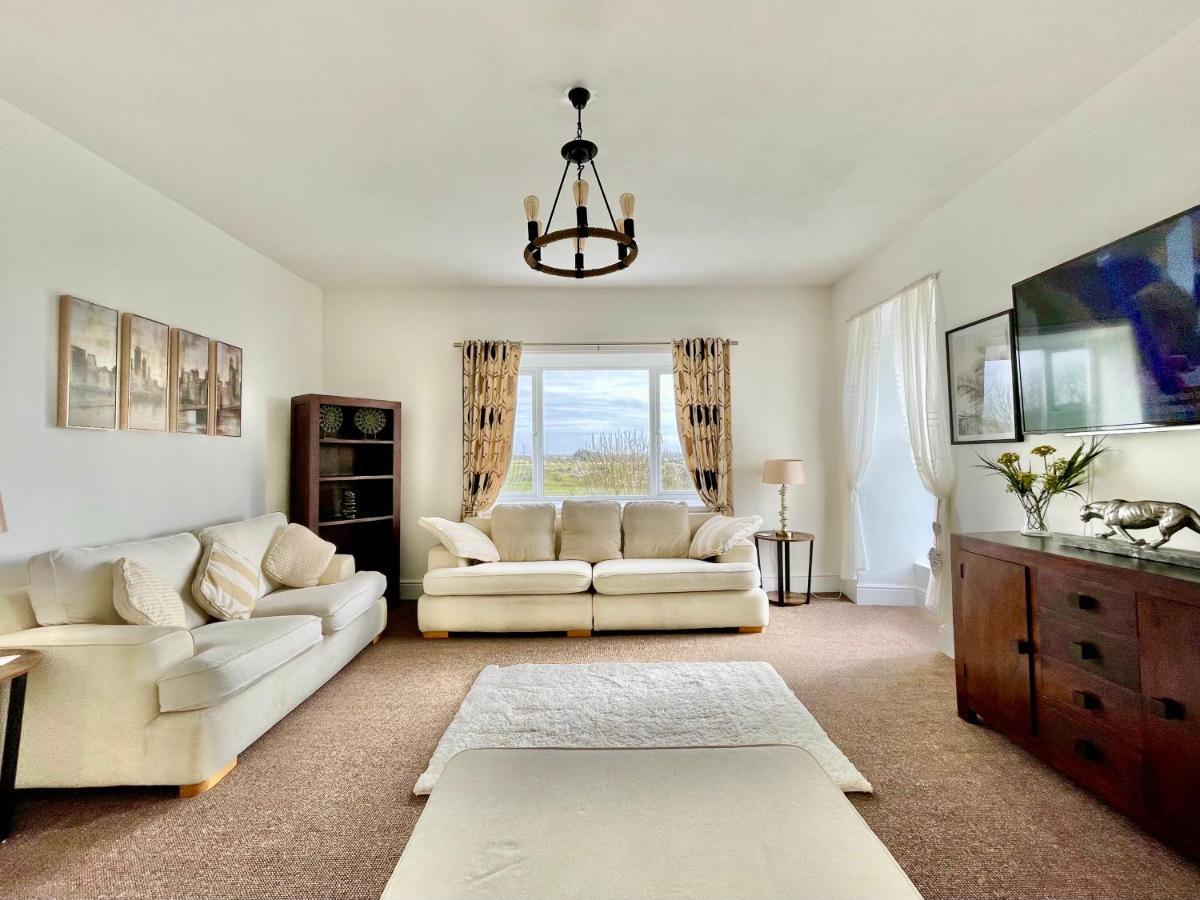 Clydfan Apartamento Holyhead Exterior foto