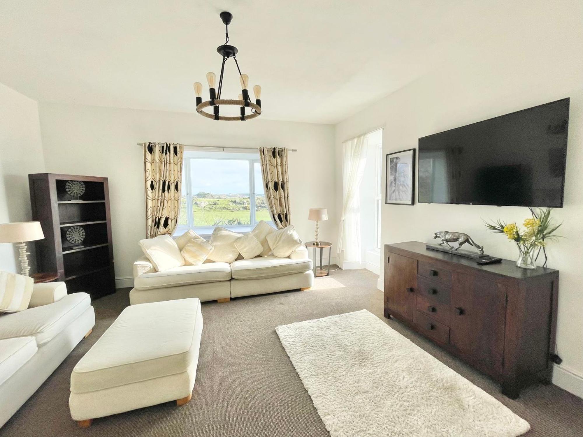 Clydfan Apartamento Holyhead Exterior foto