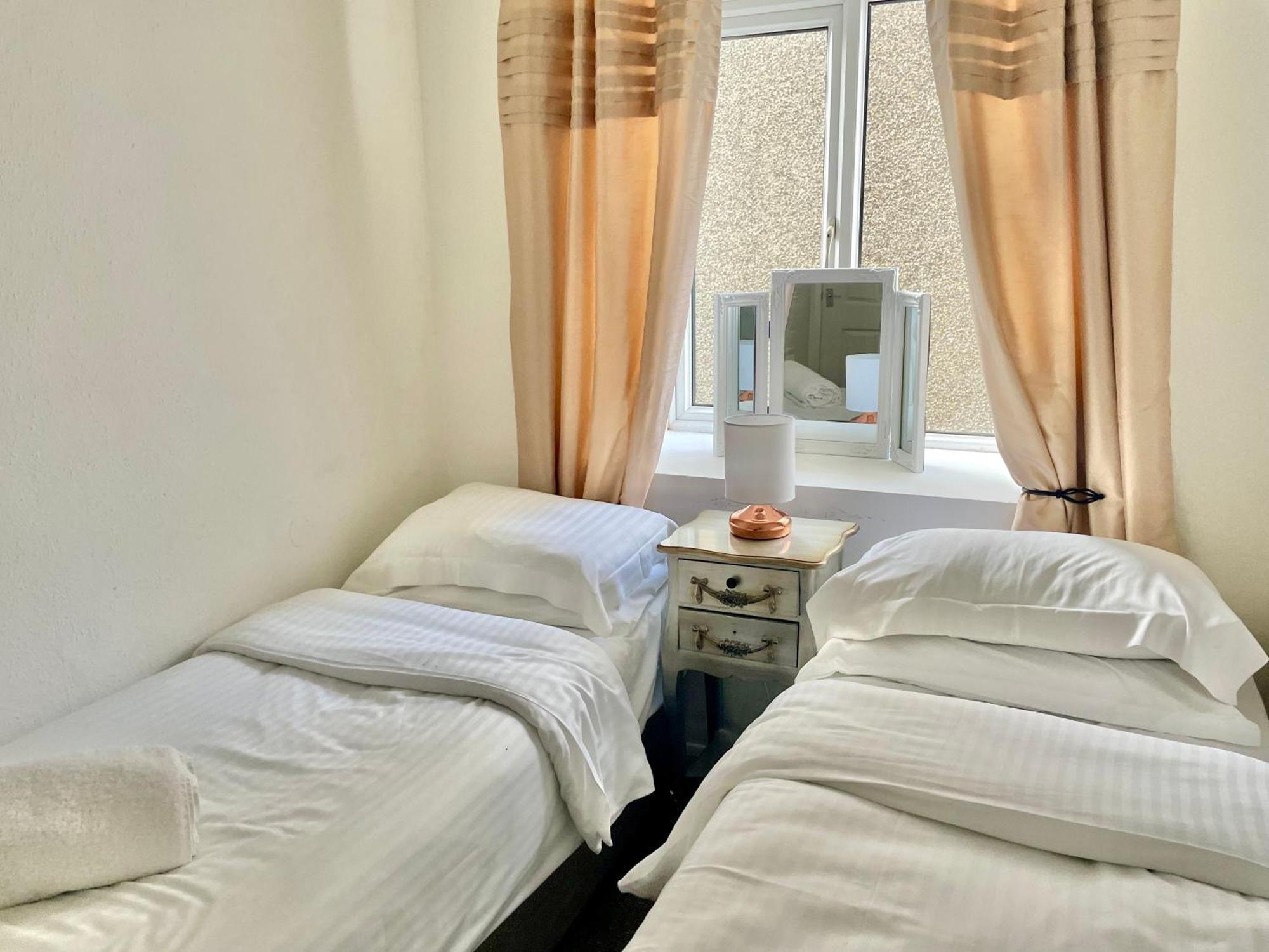 Clydfan Apartamento Holyhead Exterior foto